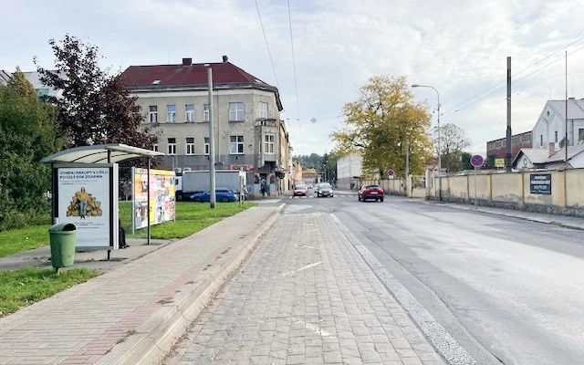 430549